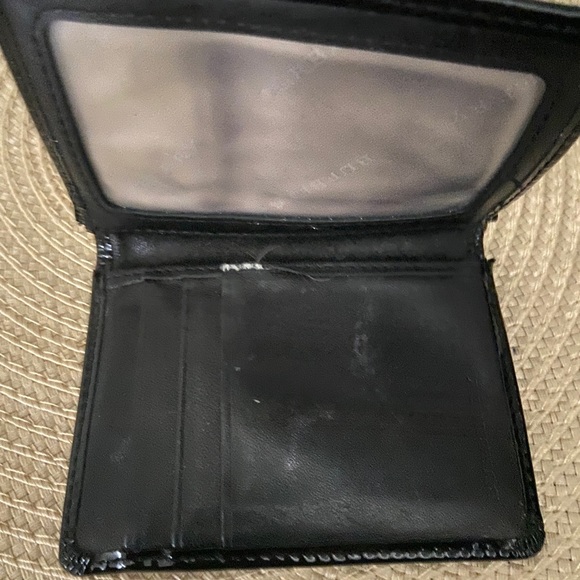 Authentic Burberry card holder - Picture 4 of 6